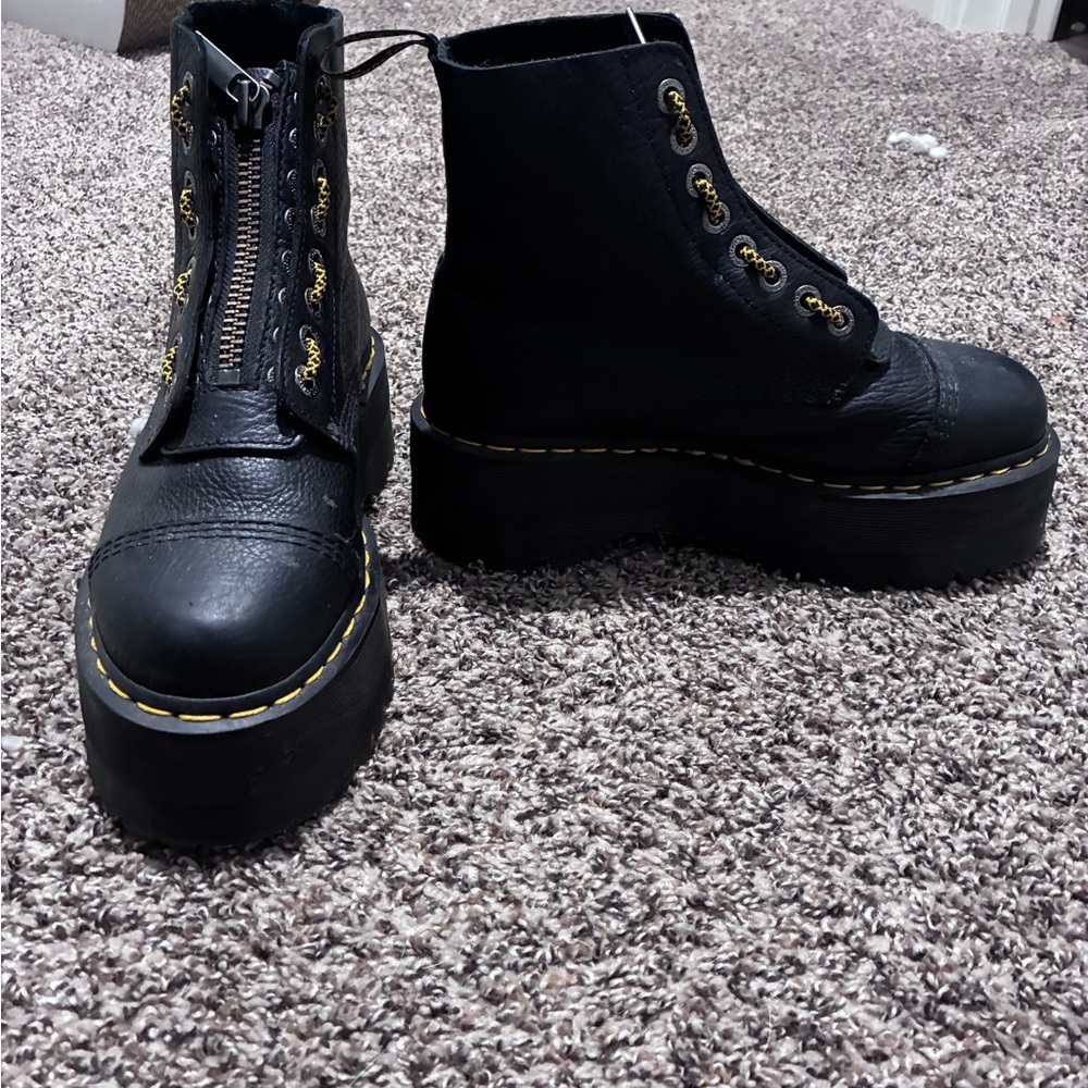 Dr. Martens Sinclair Max Platform (9) - image 4